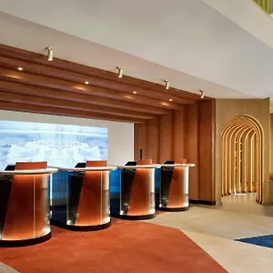 Montcalm East, Autograph Collection 5*, Londra Marea Britanie