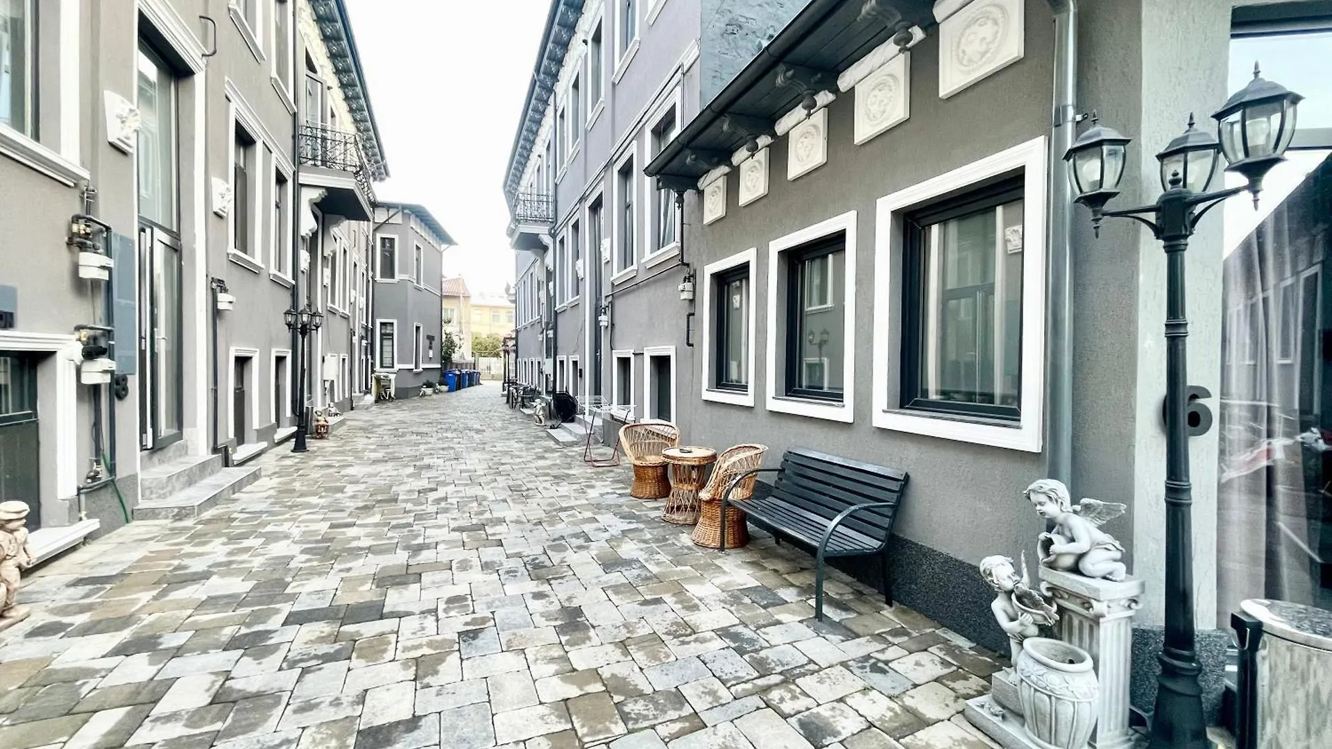 Apartament Old Town Retreat No 8 - - Half Ground Level With Windows - Demisol Bukareszt Rumunia