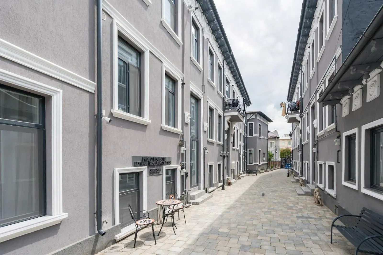 Apartament Old Town Retreat No 8 - - Half Ground Level With Windows - Demisol Bukareszt Rumunia